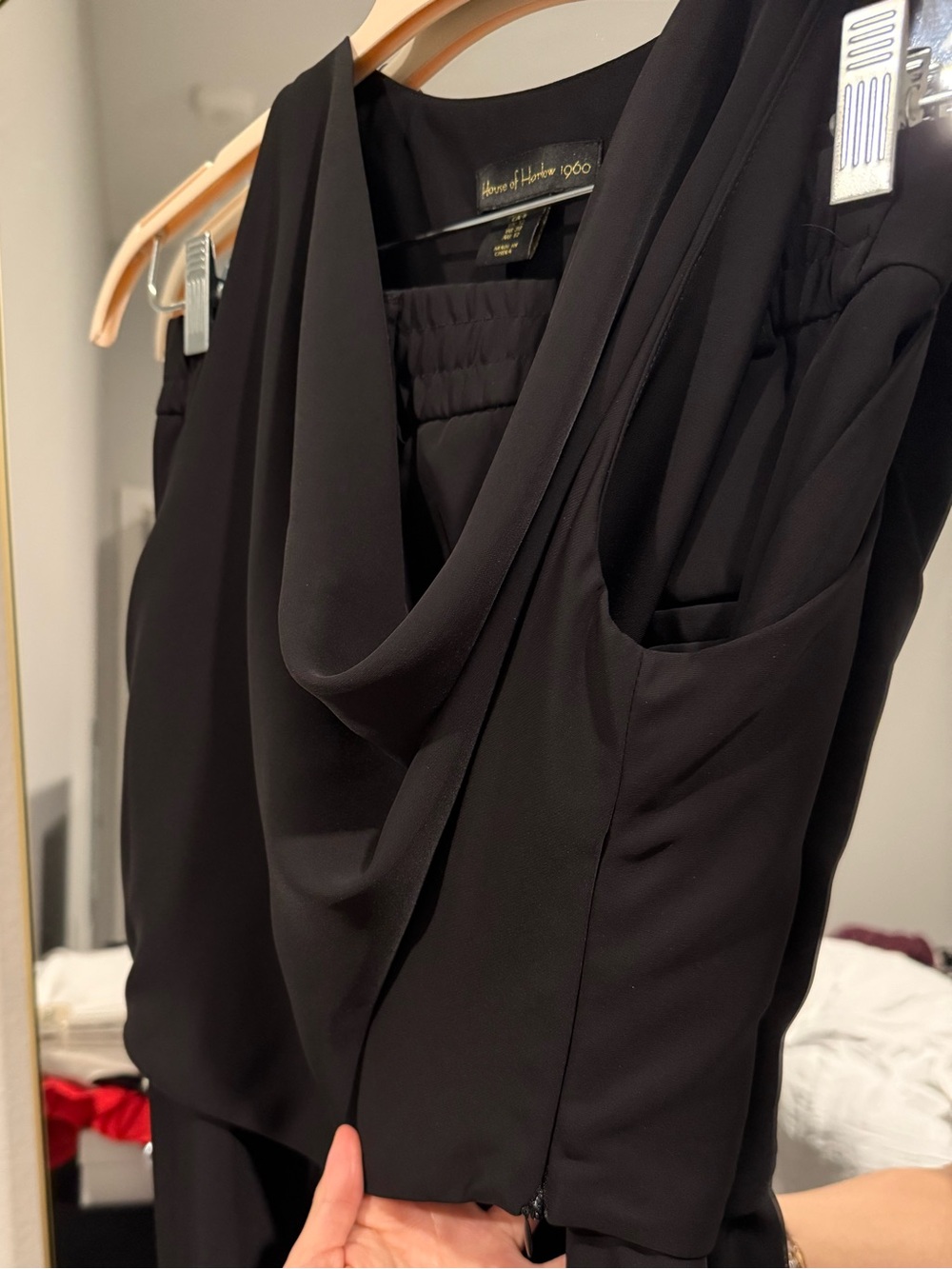 House of Harlow 1960: Black Draped Halter Wide-Leg pants set - Picture 7 of 14